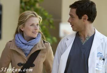  p>该剧和cw正在播出的《南国医恋》(hart of dixie)设定非常相似