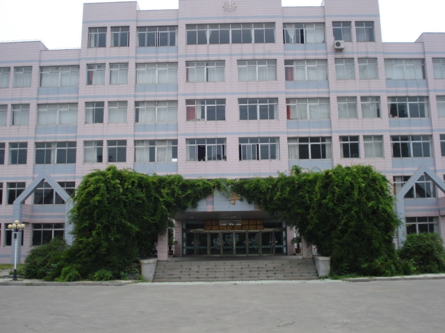 东港市第四中学