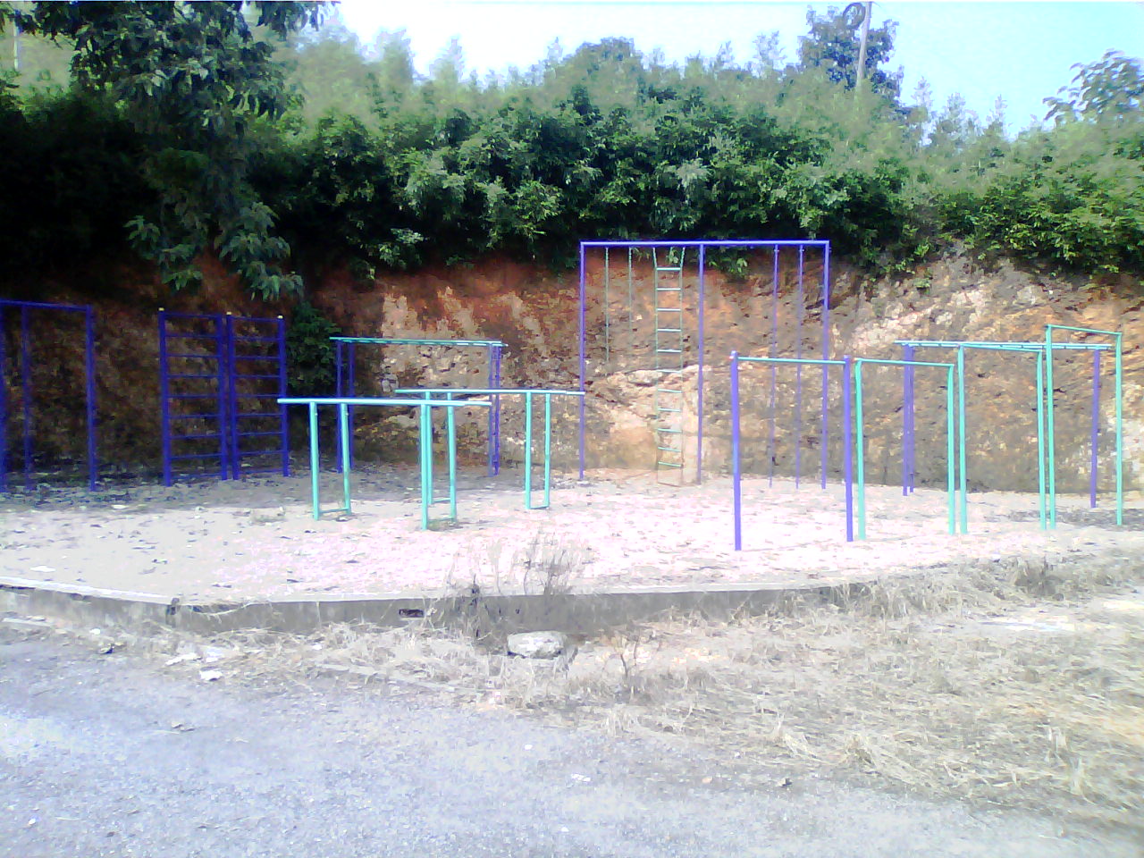 龙游县溪口初级中学