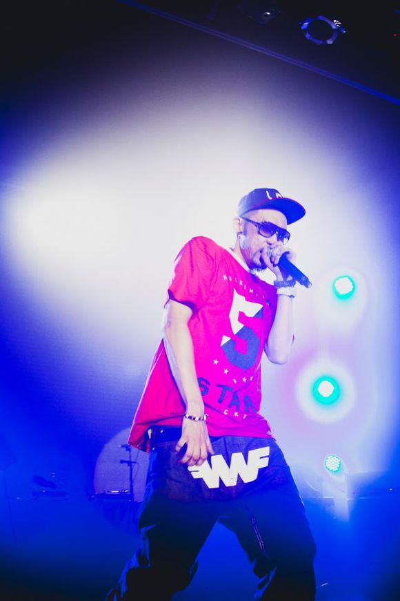  p>mc hotdog,1978年4月10日出生于中国台湾省台北市,中国台湾饶舌男