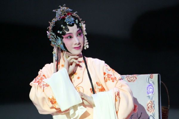 沈丰英