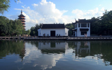 常州：江南风韵 诗意红梅公园