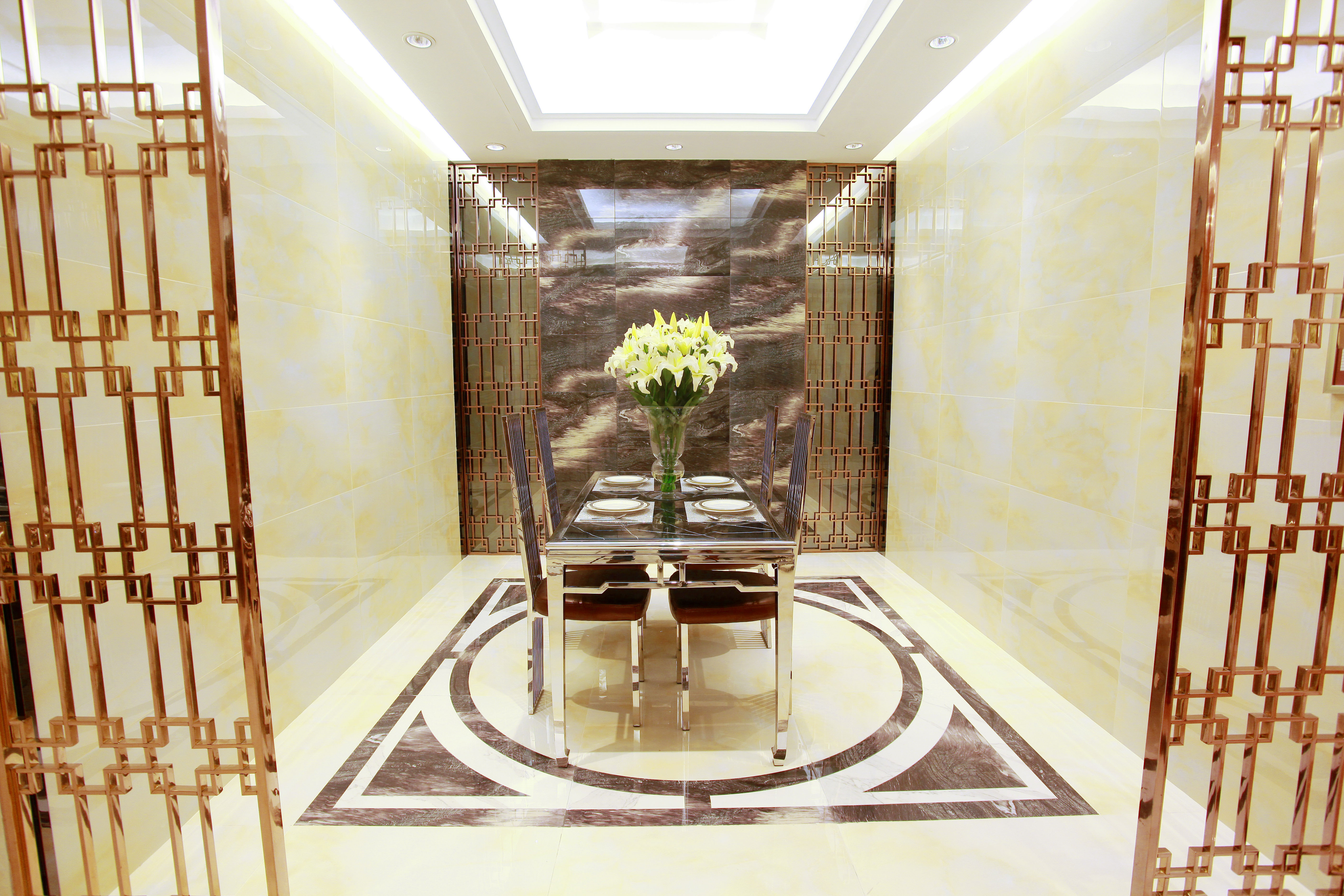 陶瓷有限公司 /a>2004年创立红蜘蛛瓷砖这个极富挑战与震撼力的品牌!