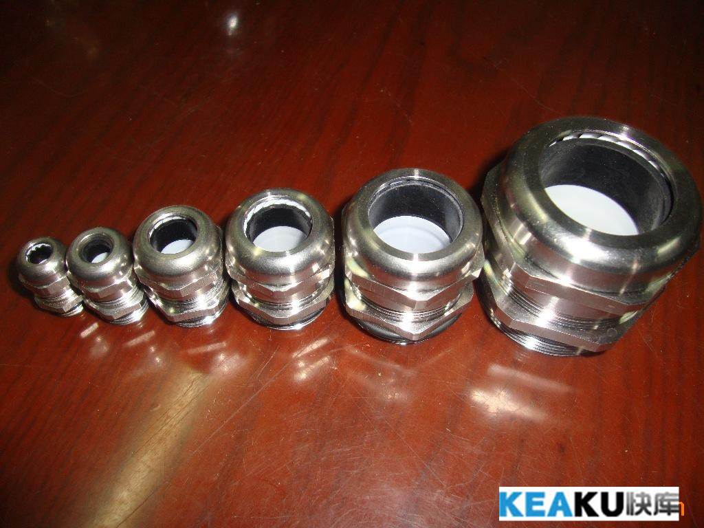  p>防水接头,顾名思义,就是可以应用到带水的环境当中,提供安全可靠的