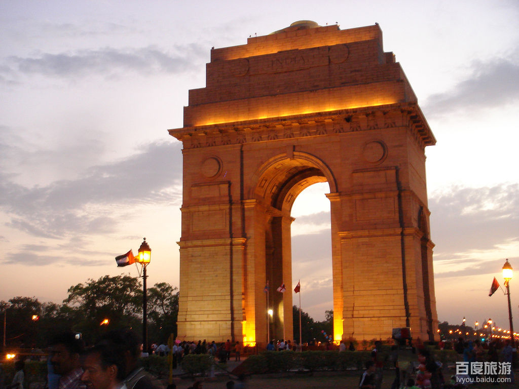  p data-id="gnbympmtgr">孟买印度门正对 a target="_blank" href="