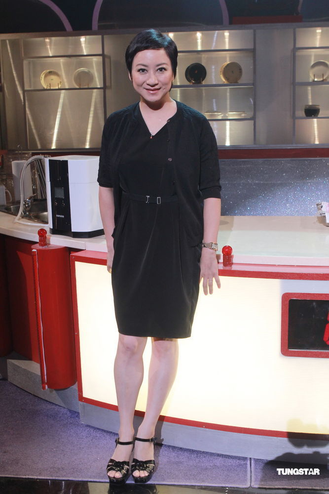  p> b>谢宁 /b>( i>shalline tse /i>),客家人,原籍广东梅县,1963年10