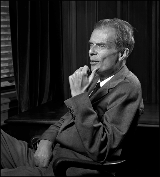 是英国作家 a target="_blank" href="/item/阿道司·赫胥黎/5192691"