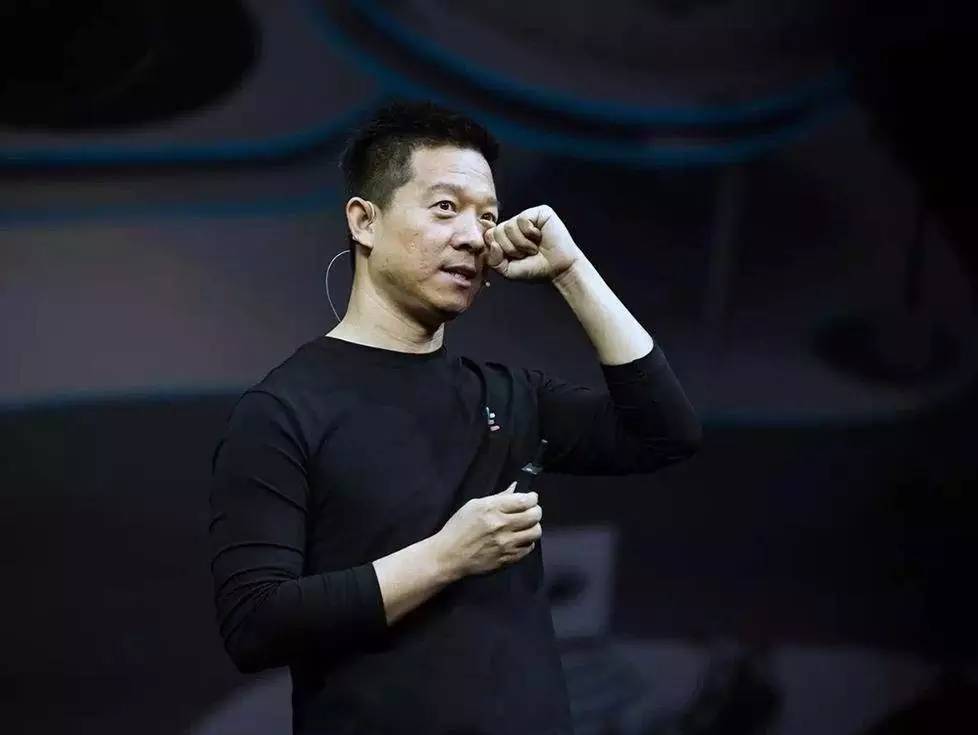 周航团队与贾跃亭在同一天分头发了两封信，看官自品_百科TA说