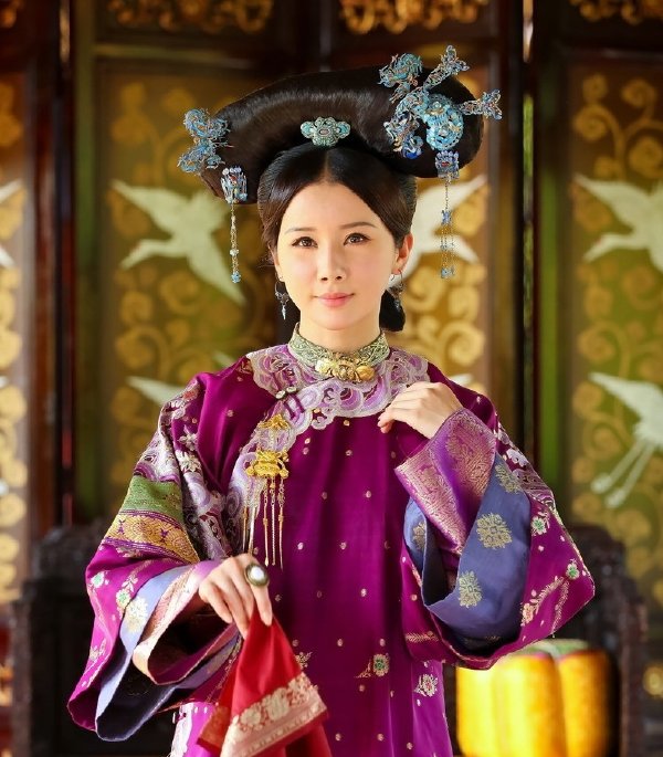 系列是于正的影视作品,有《 a target="_blank" href="/item/宫锁心玉