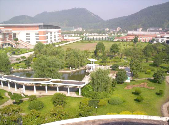 台州市路桥中学