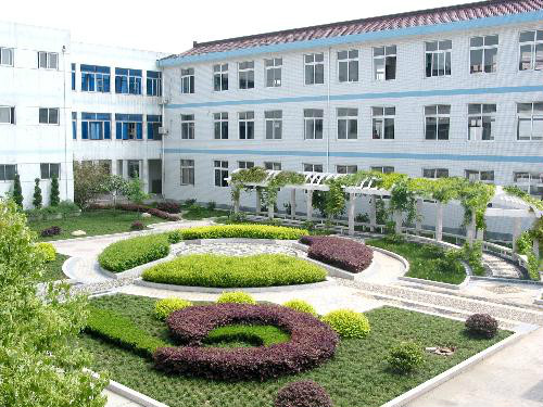 宜兴市和桥职业高级中学