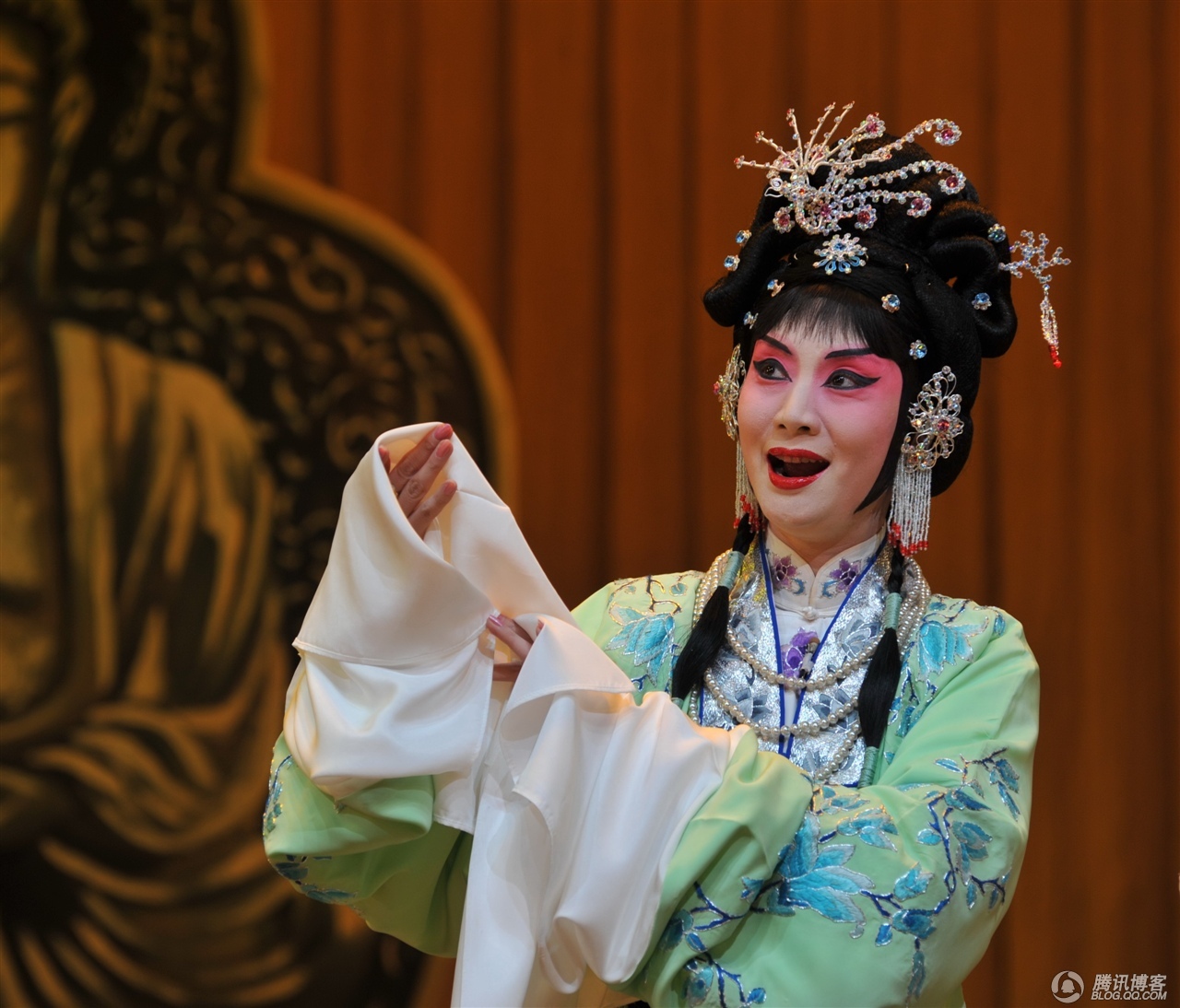 王润菁