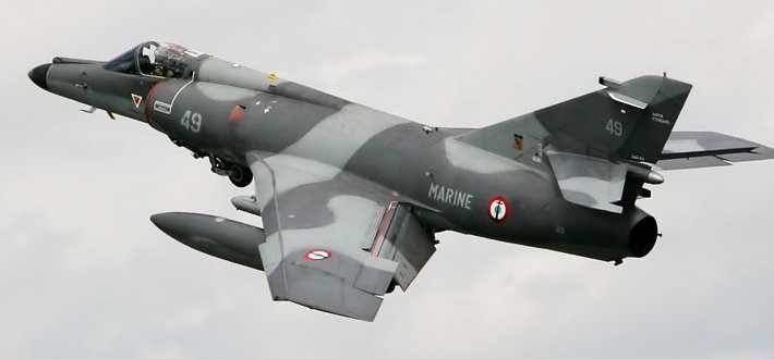 超军旗舰载攻击机