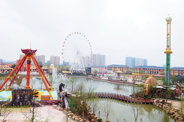  p data-id="gnxapy7ibt">卡迪欢乐世界是一座主题乐园,位于江苏省 a