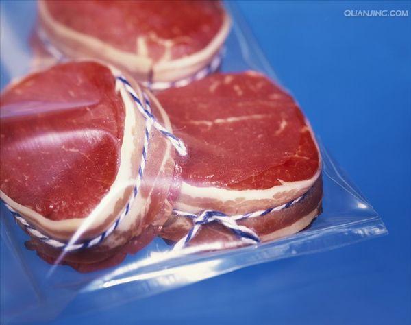  p>牛里脊顾名思义就是牛里脊上的肉,牛肉有补中益气,滋养脾胃,强健