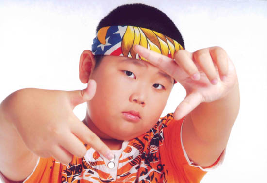  p>曾挚,1994年9月出生,中国内地男演员.