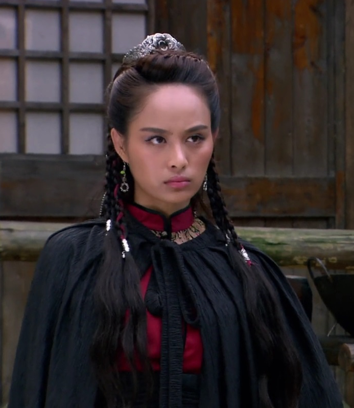 ">连续剧 /a>《 a target="_blank" href="/item/花红花火/13841119"