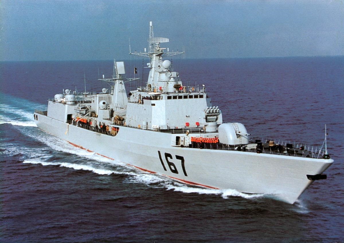  p>石家庄号驱逐舰(舷号:116,简称:石家庄舰),是 a target="_blank"