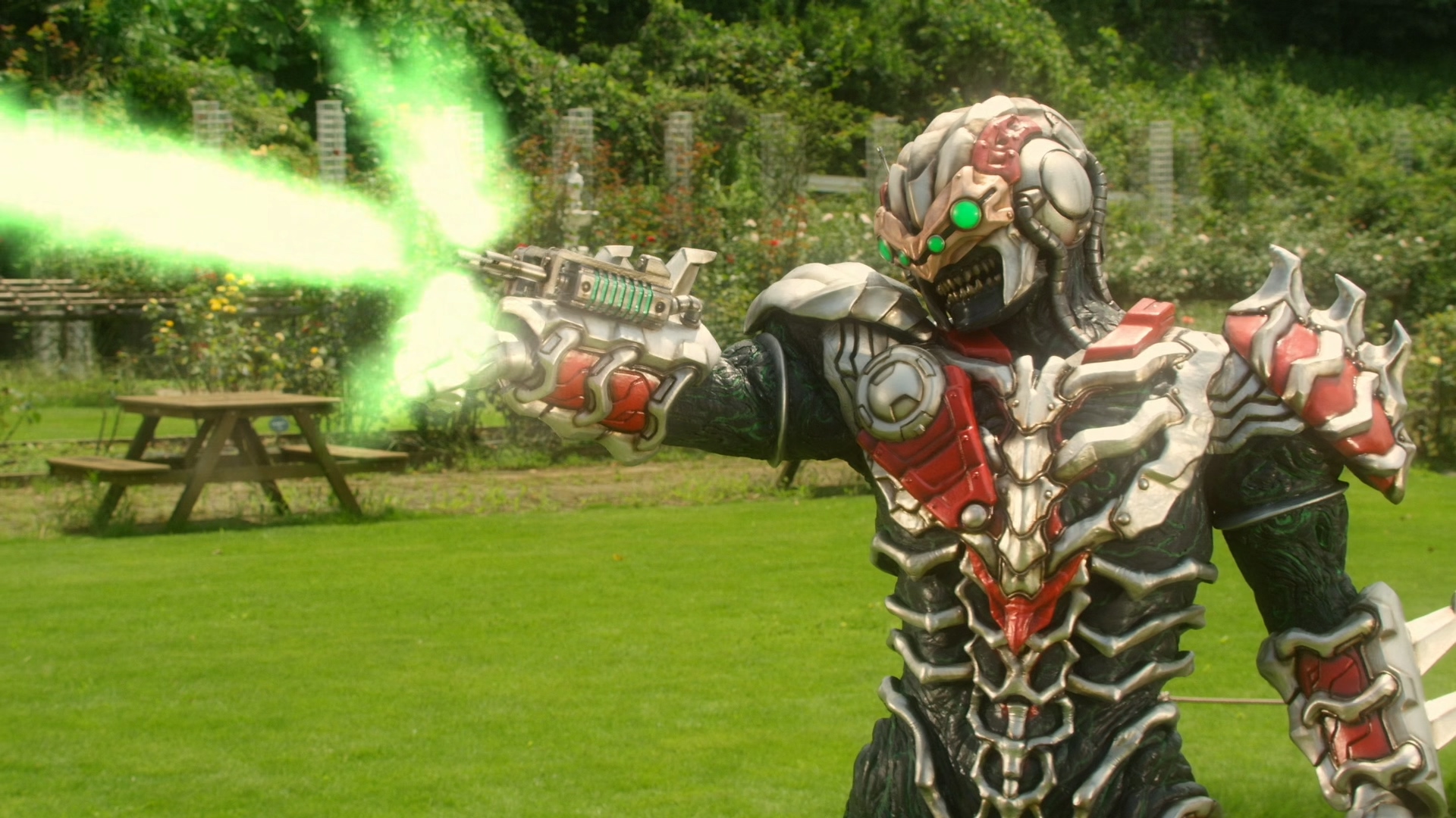  p>奇机械宇宙人迦比亚星人萨迪斯是欧布奥特曼剧场版《羁绊的力量,借