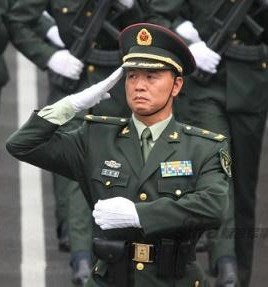 id="gnbpq9hv31">祝运璇,男,2013年12月晋升为中国人民解放军少将军衔