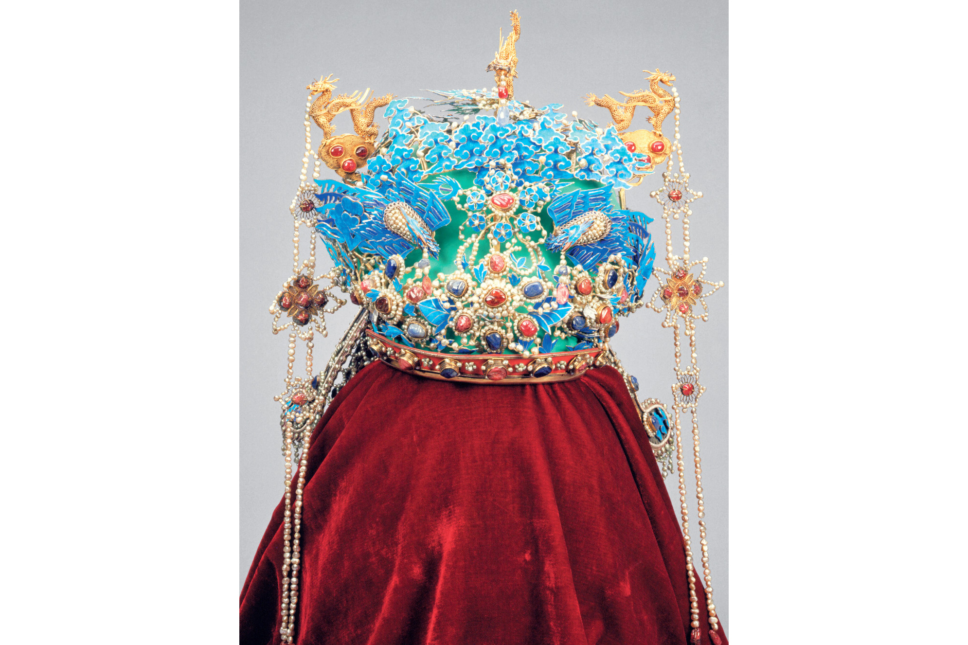 明孝靖皇后3龙2凤冠