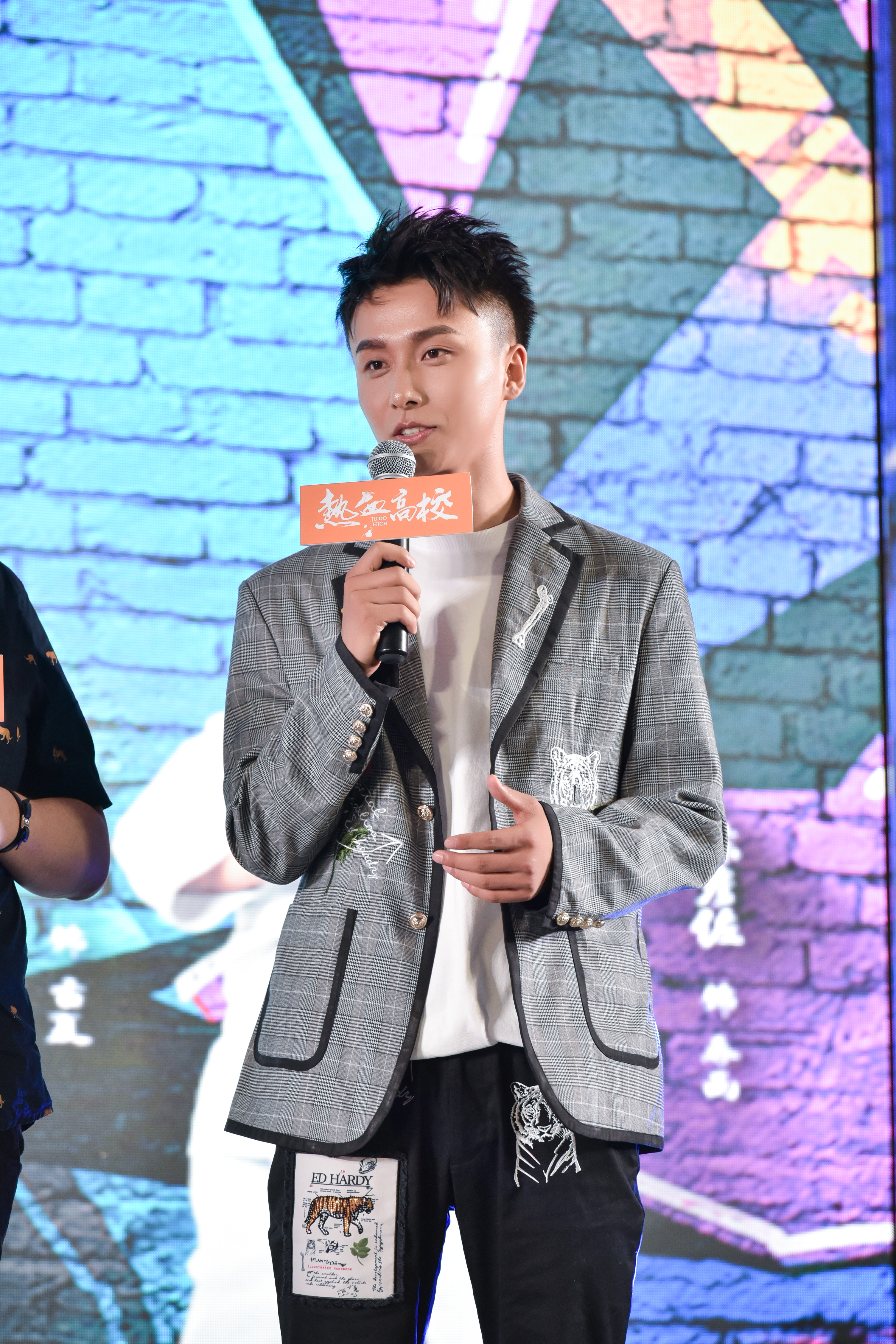  p>王振,中国内地 a target="_blank" href="/item/男演员/24278845"