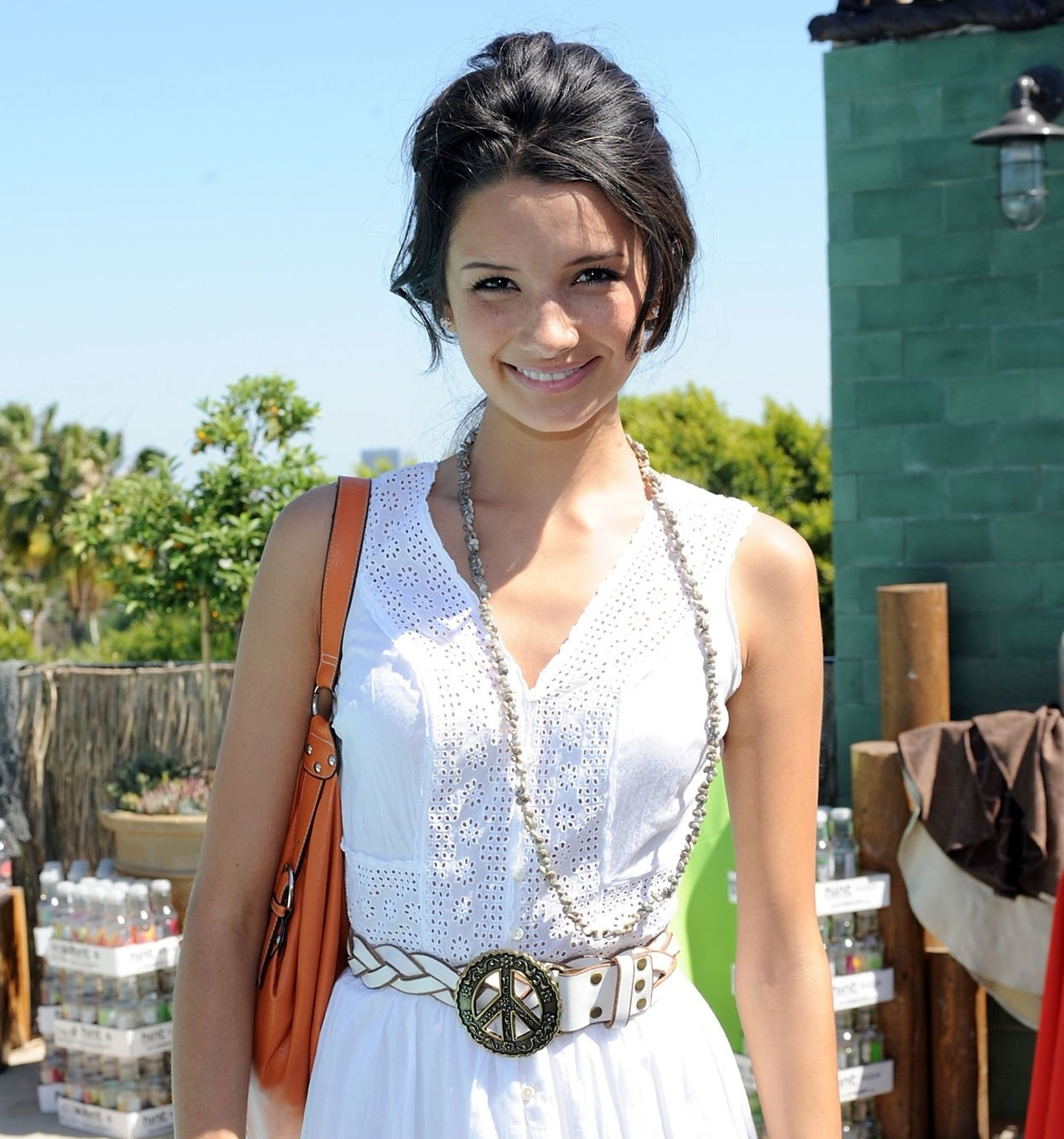  p data-id="tcp8cafethtq">爱丽丝·格雷琴(alice greczyn),1986年2