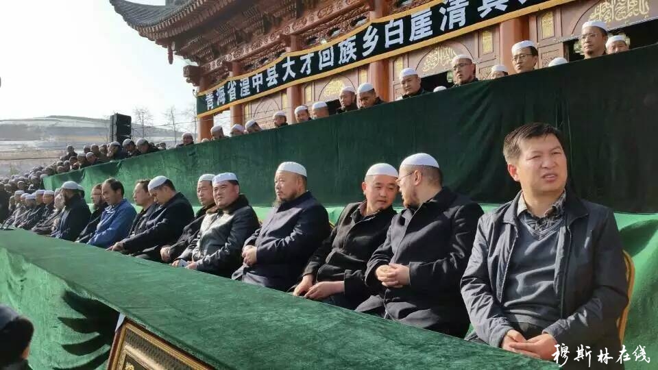  p>白崖清真寺位于青海省连中县 a target="_blank" href="/item/大才