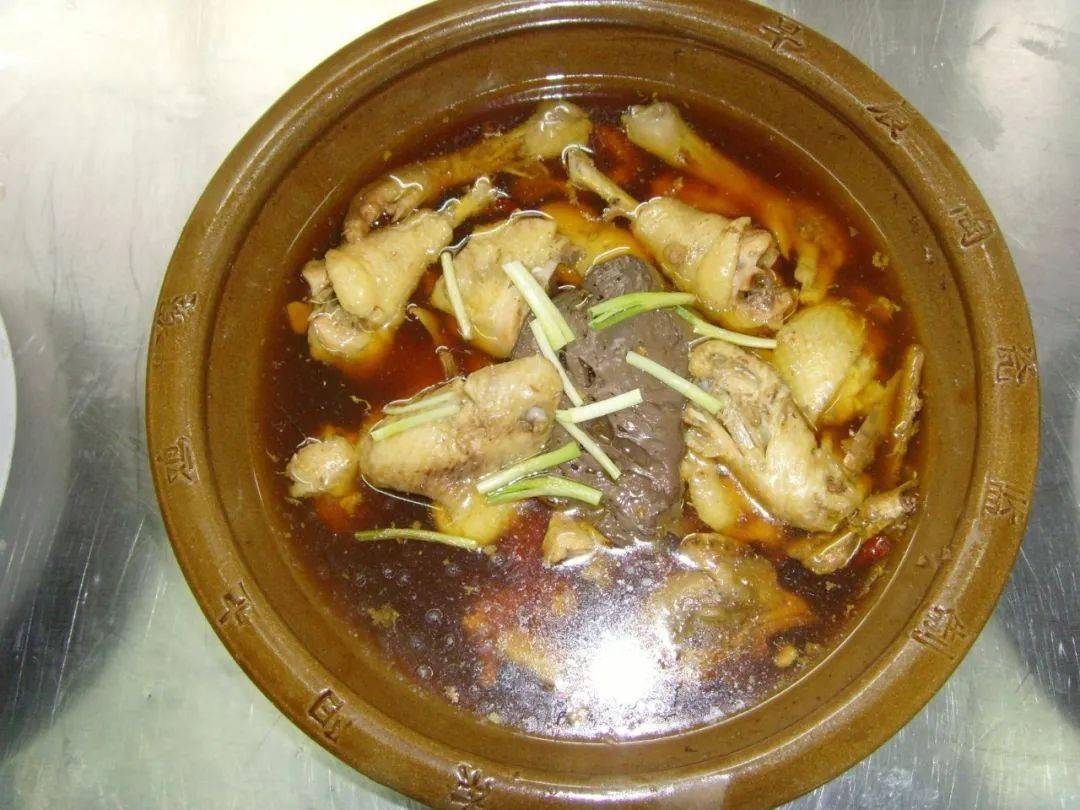 东阳土鸡煲