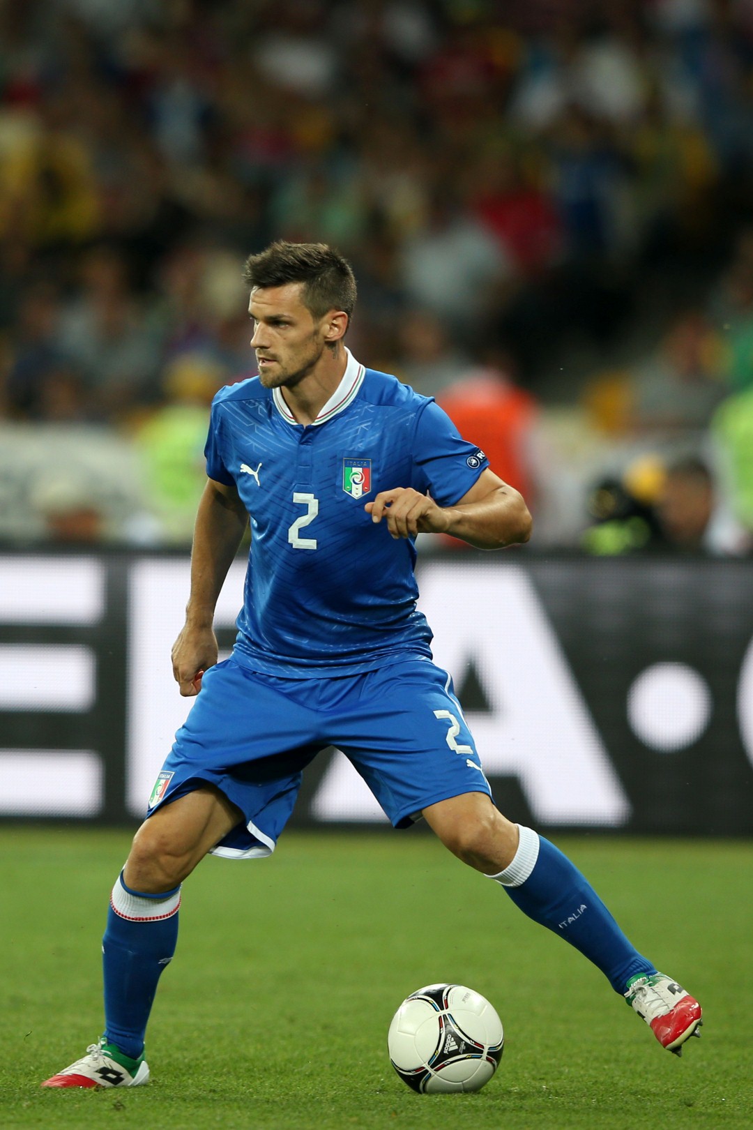  p data-id="gnbuq7bpge">克里斯蒂安·马乔(c