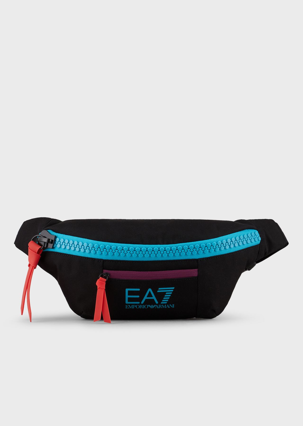  p>撞色经典标识腰包是emporio armani品牌旗下的一款产品. /p>