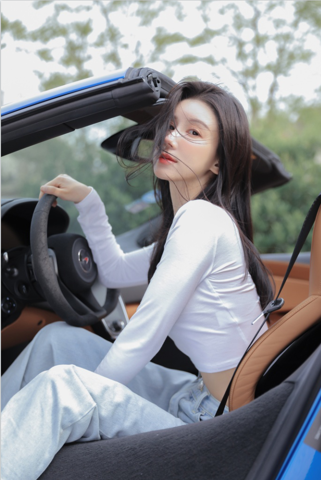  p>孙佳,演员,代表作品《爱上坏狐狸小姐》. /p>