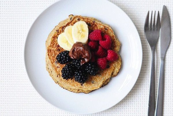  p>瑞典煎饼是一种食品,主要原料有面粉,牛奶等. /p>