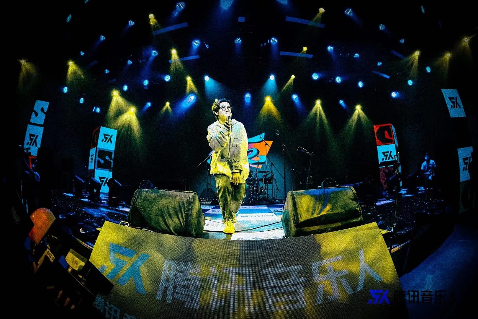  p>饭卡,中国内地男歌手, span class="ref" data-ctrid="syteu8oa2