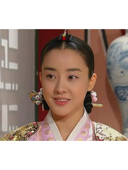  p>李连生,女,是韩剧《 a target="_blank" href="/item/大长今