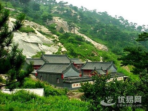 辽宁北镇庙