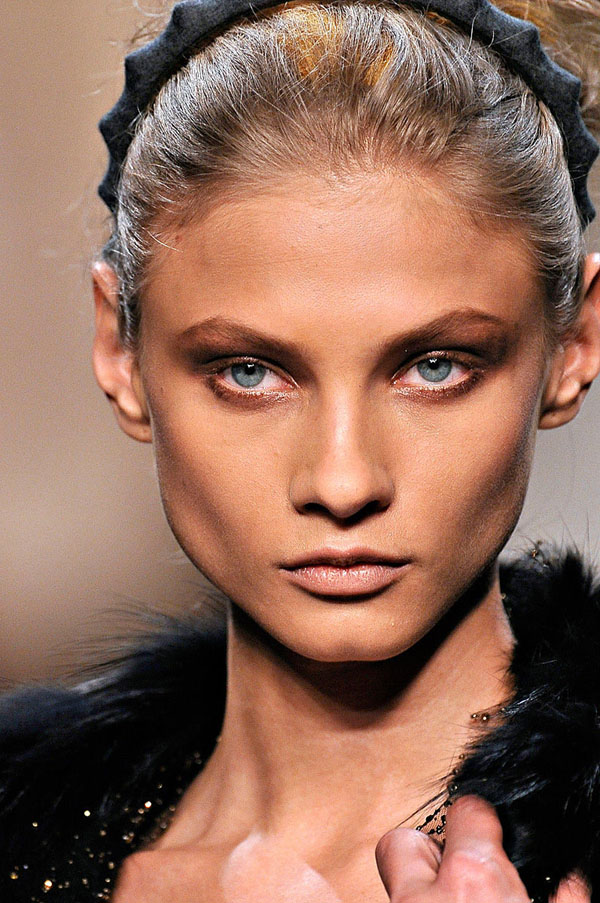 安娜·塞莱茨妮娃