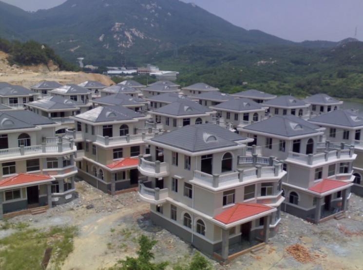 data-lemmaid="2279862">晋江市 /a>紫帽山脚下南边,村的南边是泉州