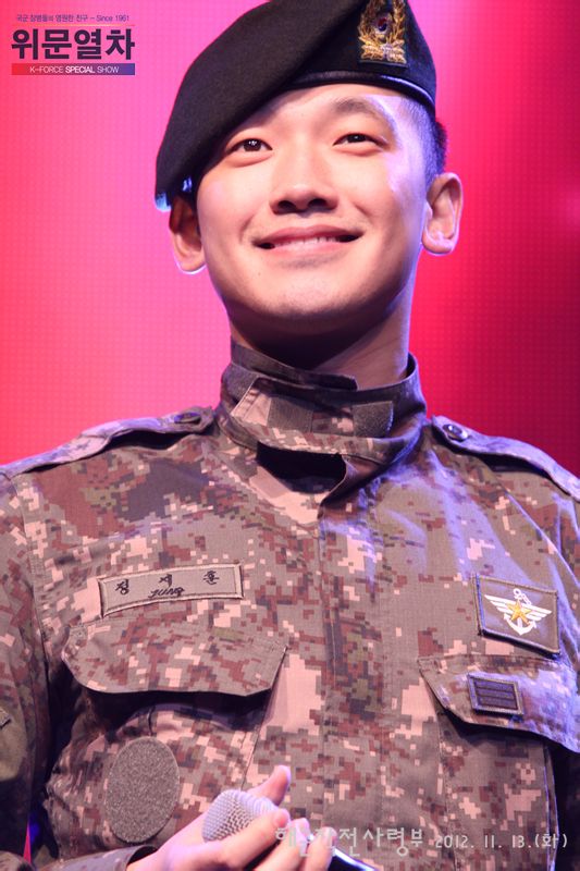  p>郑智薰(rain),1982年6月25日出生于韩国首尔,韩国流行男歌手,演员