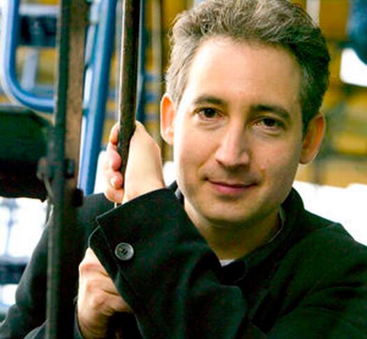  p>布赖恩·格林[(brian greene)(也有翻译成布莱恩·格林,但较官方的