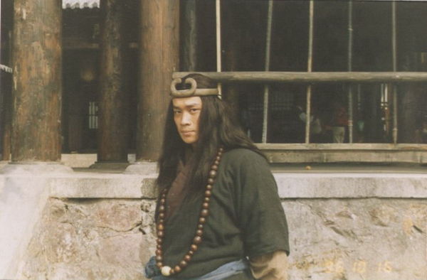  p>《水浒传》是由中央电视台与 a target="_blank" href="/item/中国