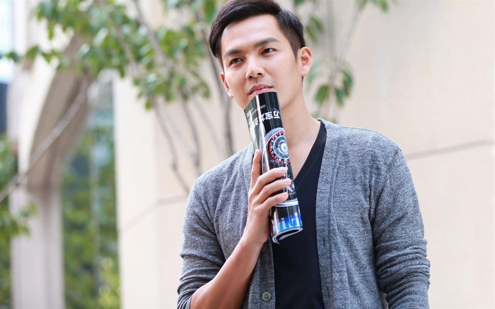  p>钟汉良(wallace chung),1974年11月30日出生于 a target="_blank"