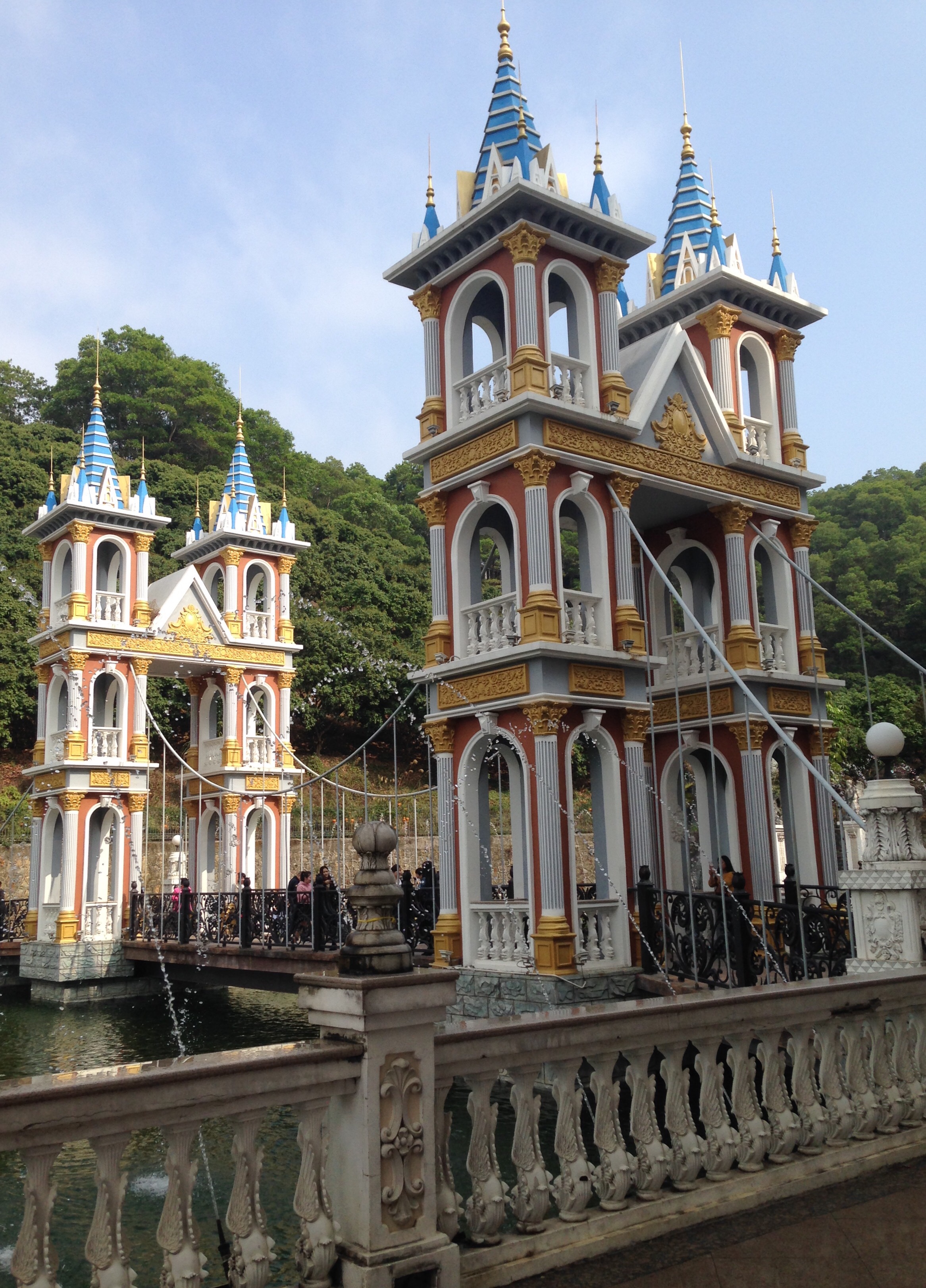 东莞龙凤山庄度假村