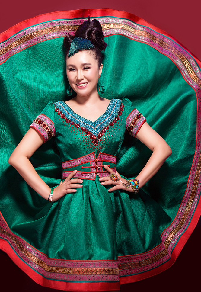 data-lemmaid="3408979">呼伦贝尔市 /a>海拉尔区,中国蒙古族女歌手