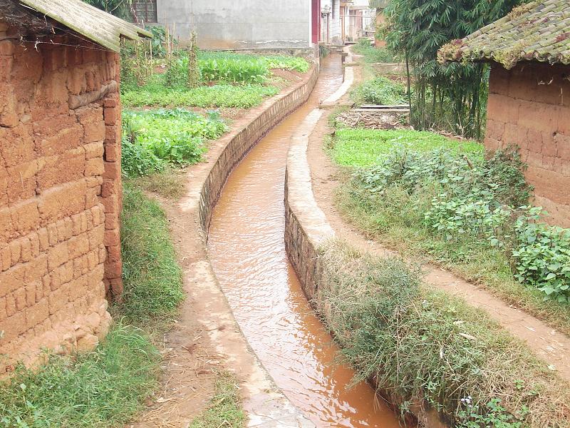  p>奎南村行政隶属富民县大营镇,地处大营镇西北边,距大营镇政府所在