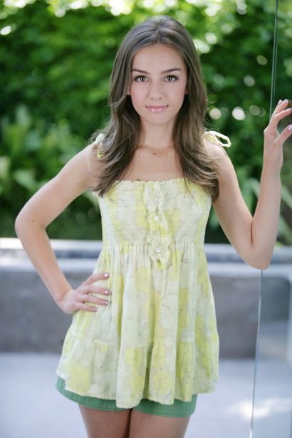  p>莱克茜·安思沃斯(lexi ainsworth)是一位女演员,1992年10月28日