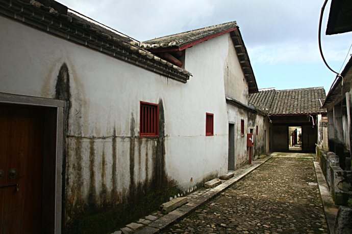  p>深圳客家围村主要分布在深圳的 a target="_blank" href="/item