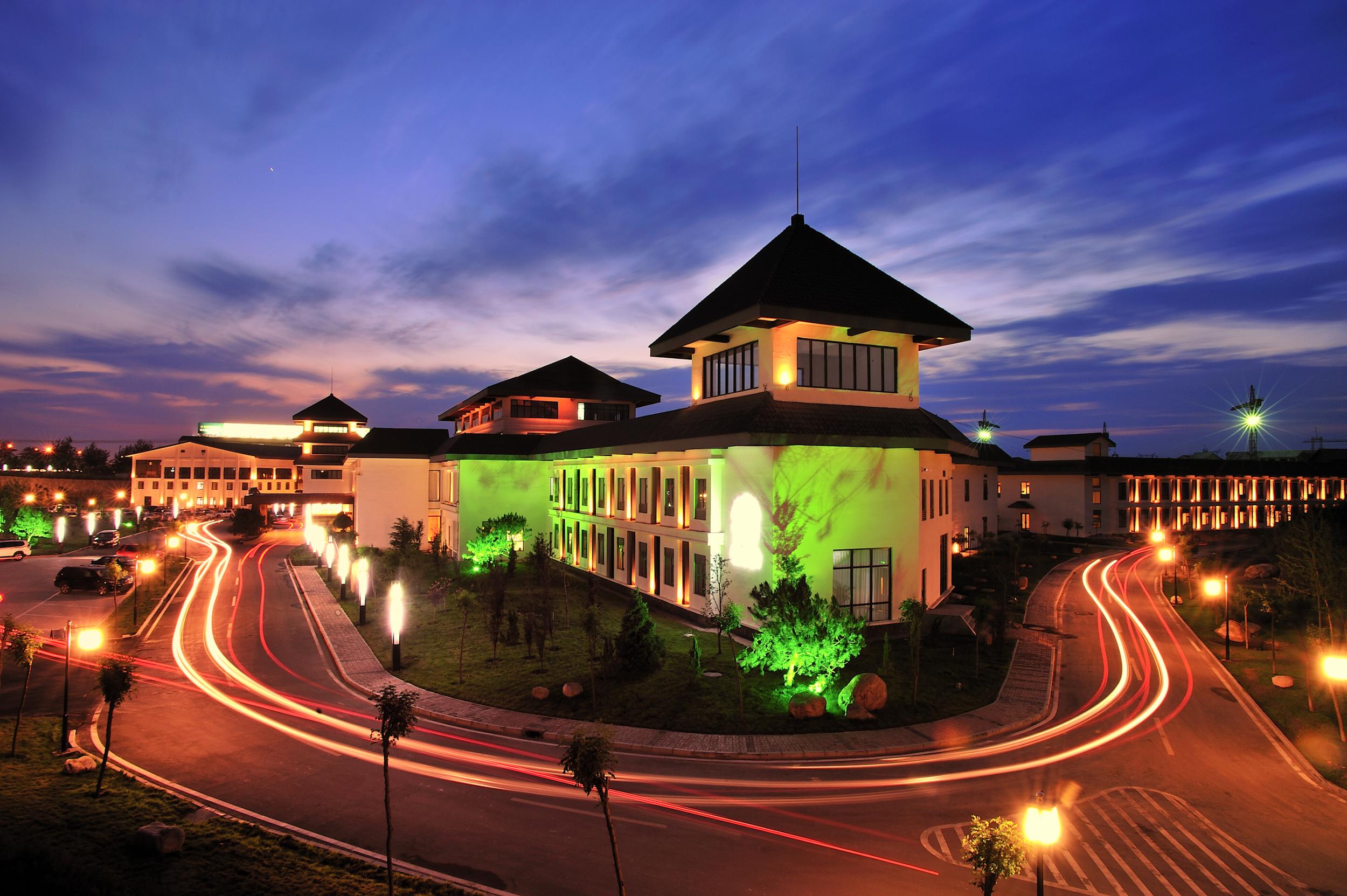  p data-id="gnx2v1y1i0">石家庄国御温泉度假小镇,国家挂牌aaaa级