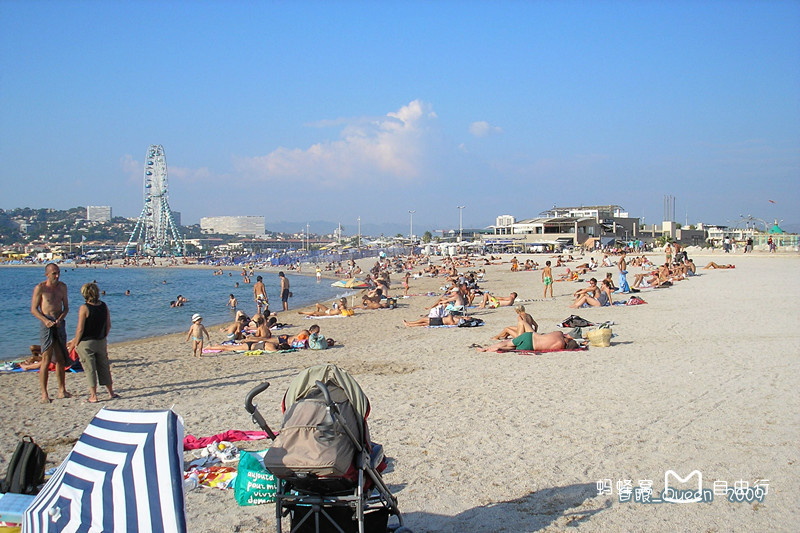 普拉多海滩也叫做大卫海滩,距离贾尔德圣母院约2.6公里. /p>