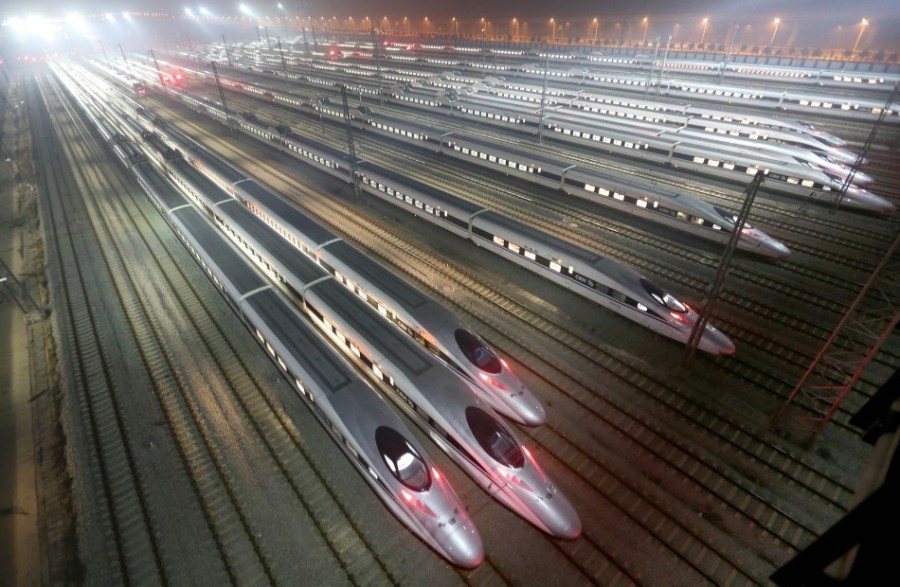 >京广高速铁路(beijing-guangzhou high-speed railway),简称京广高铁